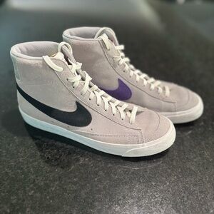 Nike Blazers ‘77 Mid